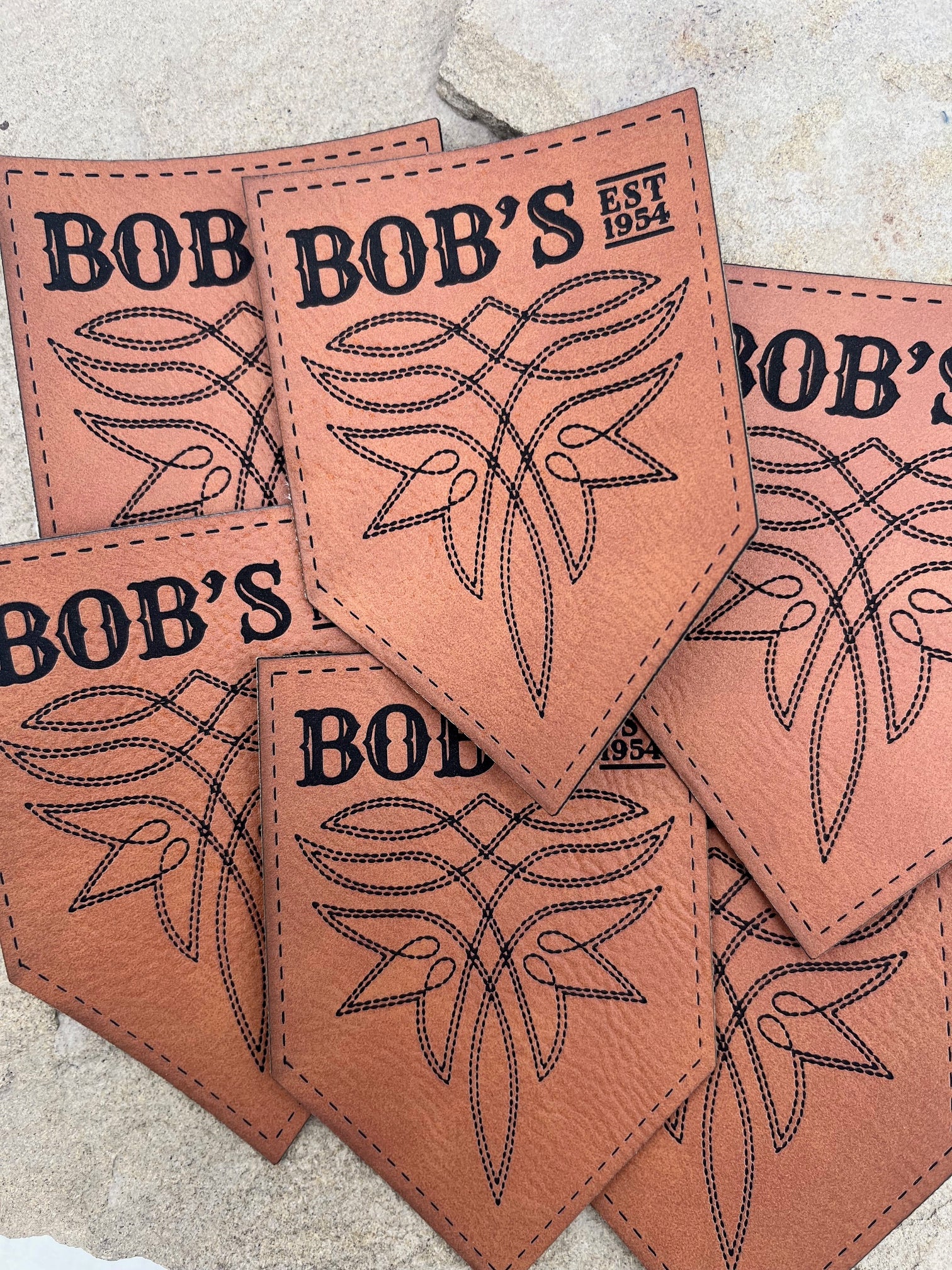 Faux Leather Tags - NEW COLOURS! Pack of 25 – Spotted Zebra Engraving